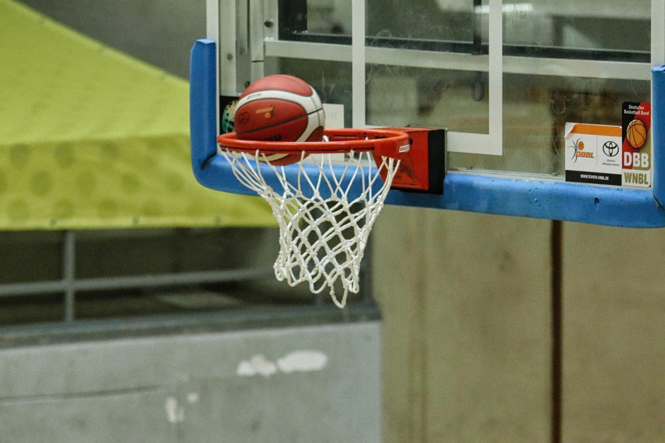 24-25赛季CBA总决赛fmvp是谁？答案：巴里-布朗